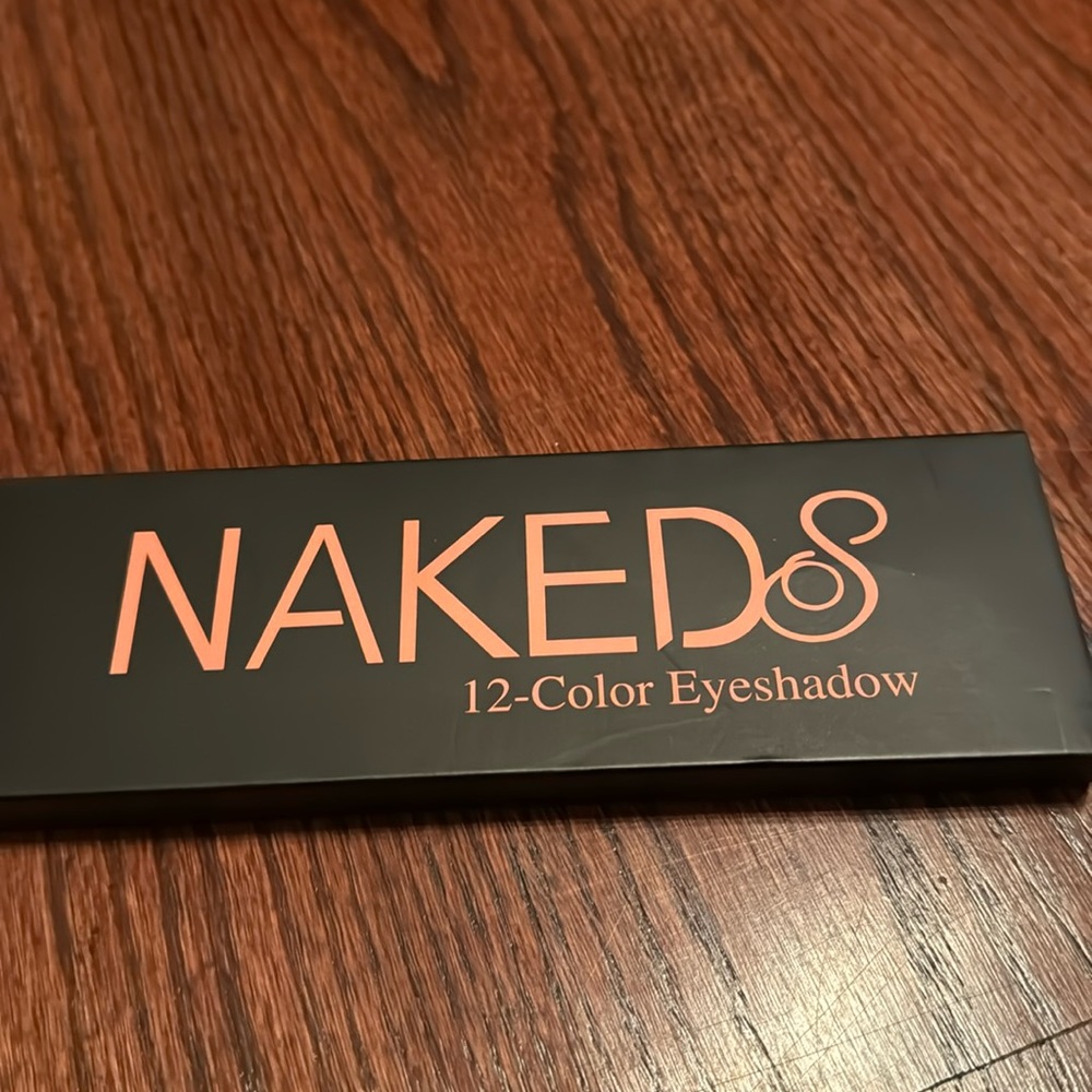 Naked eye shadow palette